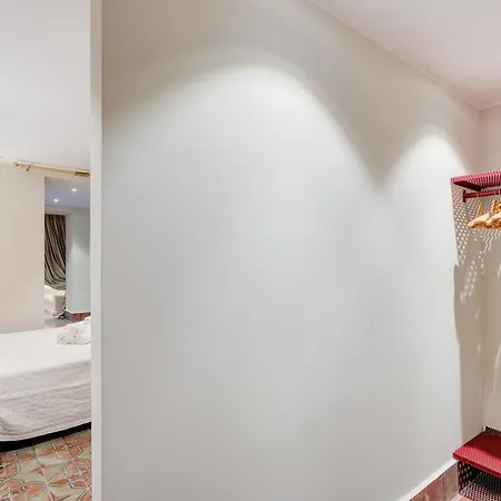 Right House - Stampace Historic Centre * Cagliari