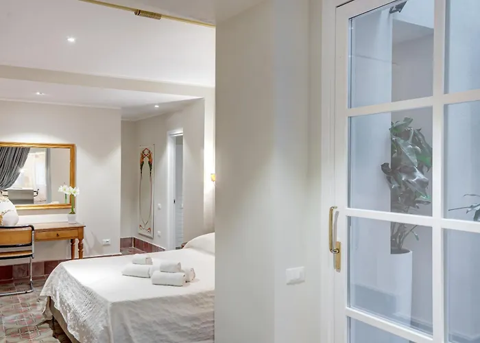 Right House - Stampace Historic Centre *