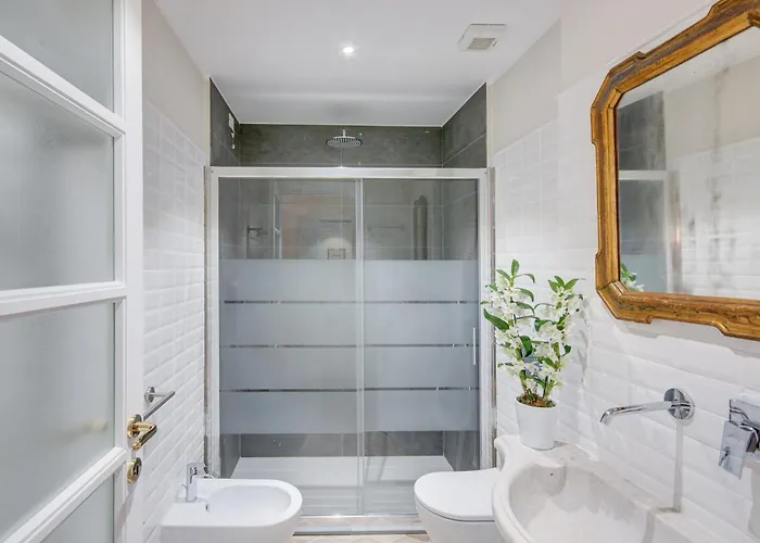 Right House - Stampace Historic Centre *